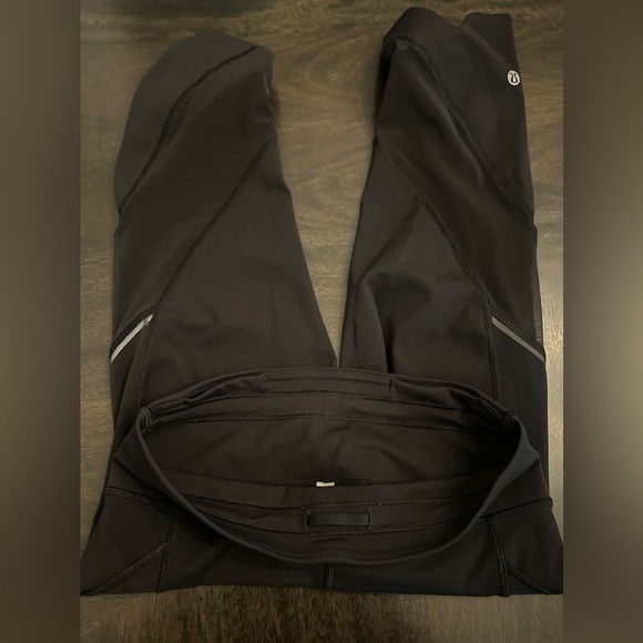 Lululemon Home Stretch Crop 19” Size 4 - Picture 7 of 10